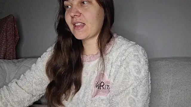 Cyndee Winter online show from 10.27.25