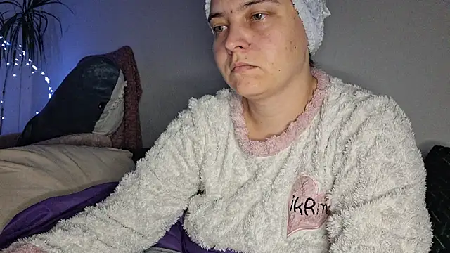 Cyndee Winter online show from 11.03.25