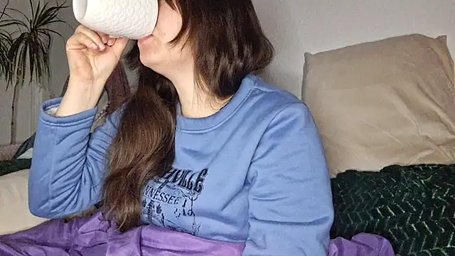 Cyndee Winter online show from 11.06.25