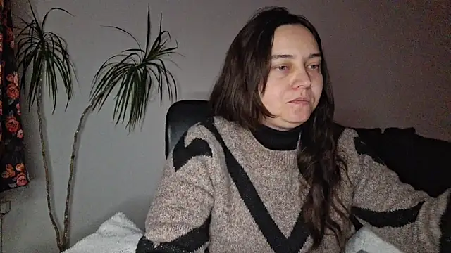 Cyndee Winter online show from 12.20.25