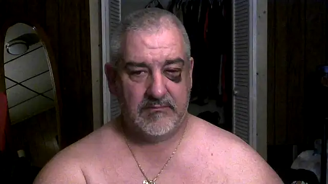 Snapshot of fire193 chatting on 12.14.25 fire193 online show from 12.14.25