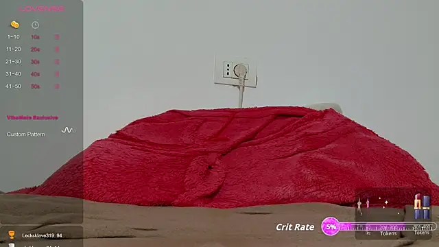 Snapshot of Luckyalice_4u chatting on 12.13.25 Luckyalice 4u online show from 12.13.25