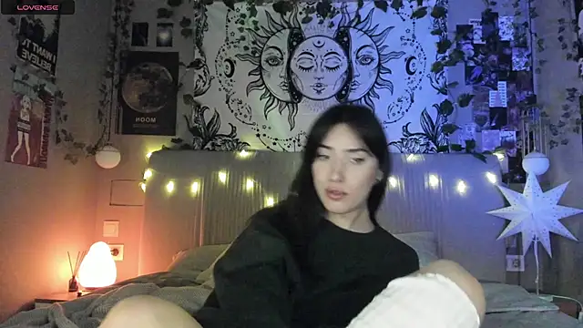 Anisawithlove online show from 02.22.25