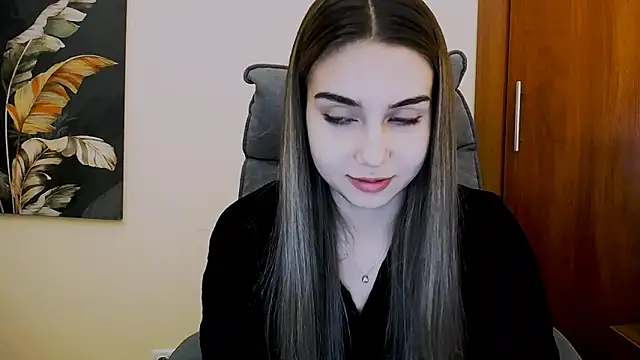 Lili magic online show from 02.28.25