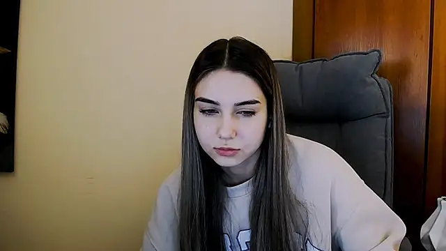 Lili magic online show from 03.22.25