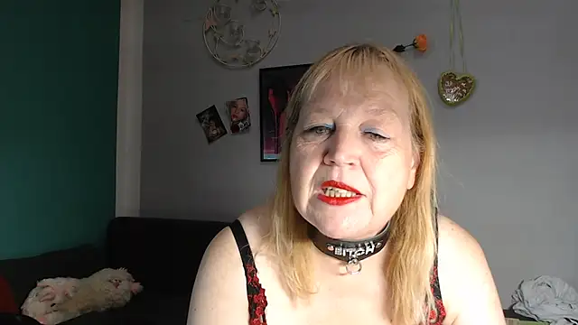 Snapshot of Blasflittchen chatting on 07.09.26 Blasflittchen online show from 07.09.26