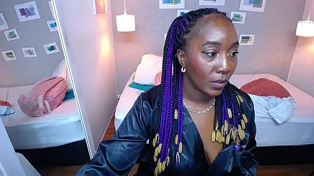 kiara evanss online show from 01.17.25