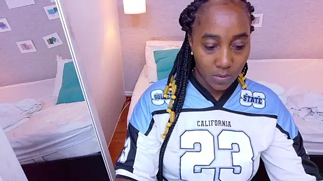 kiara evanss online show from 10.25.25