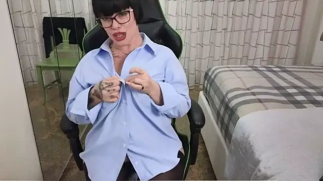   Nina online show from 02.07.25