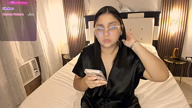 Snapshot of dalila2arab chatting on 02.01.25 dalila2arab online show from 02.01.25