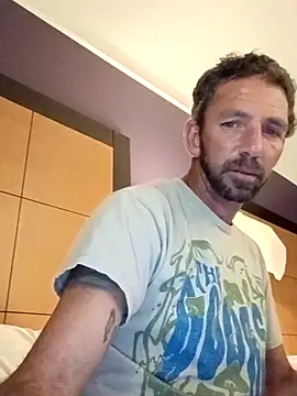 Treemandude online show from 09.23.25