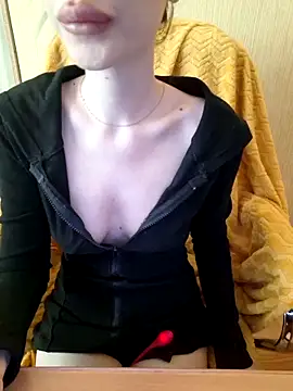 Elza kom online show from 03.20.26