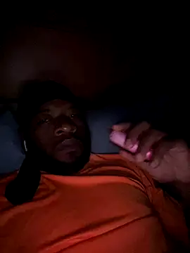 Snapshot of Cookieemonster chatting on 10.08.25 Cookieemonster online show from 10.08.25