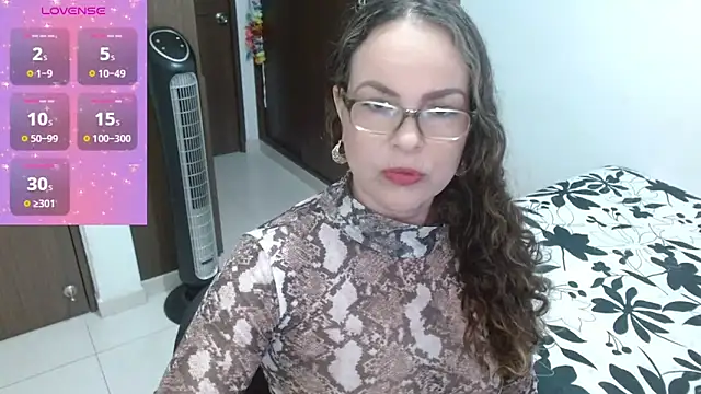 Daniella Fellers online show from 12.21.24