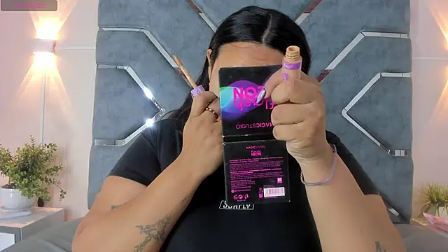 LucciaPorter online show from 04.16.26