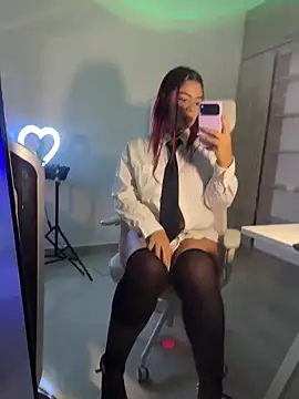 RavenM8 online show from 02.25.26