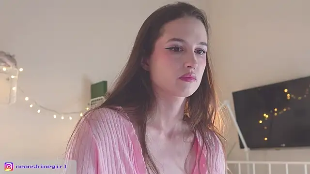 NeonShine online show from 12.22.25