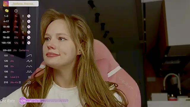 Snapshot of _Stefanie_Collins_ chatting on 01.22.25 Stefanie Collins online show from 01.22.25