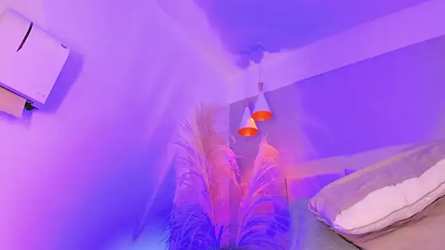 sofia pamela online show from 02.28.25