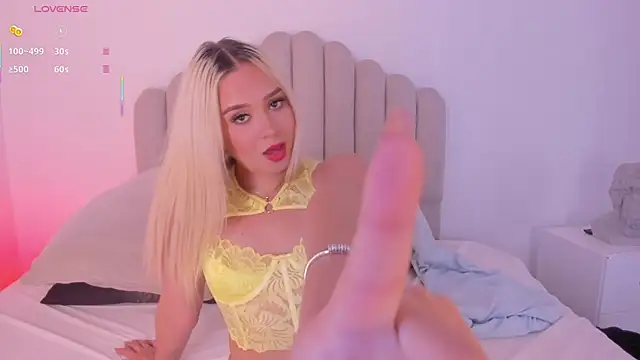 sofia pamela online show from 11.23.25