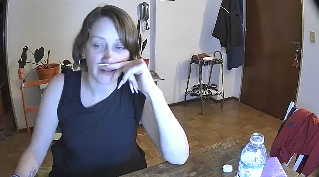 Snapshot of stupid_babybird chatting on 12.29.24 stupid babybird online show from 12.29.24