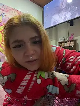 sara winehouse1 online show from 04.10.26