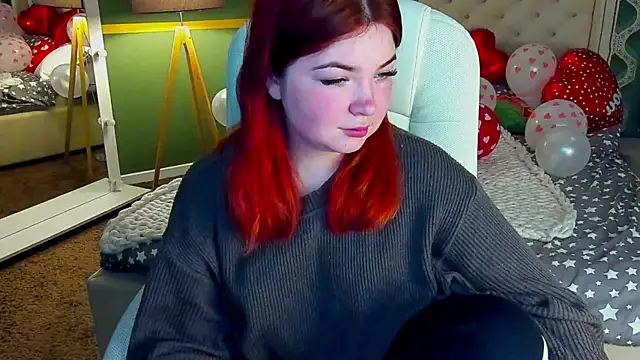 RosieMoons online show from 02.14.25