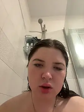 RosieMoons online show from 09.21.25