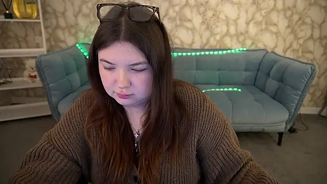 RosieMoons online show from 02.03.26