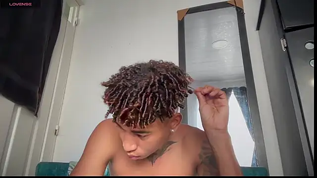 sexy blacks  online show from 11.14.25