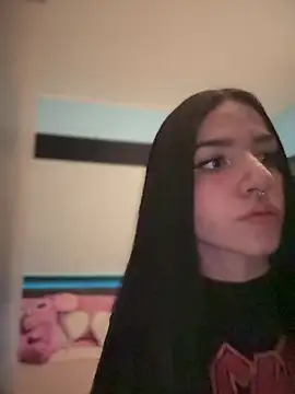 ShannonShanny online show from 03.18.25