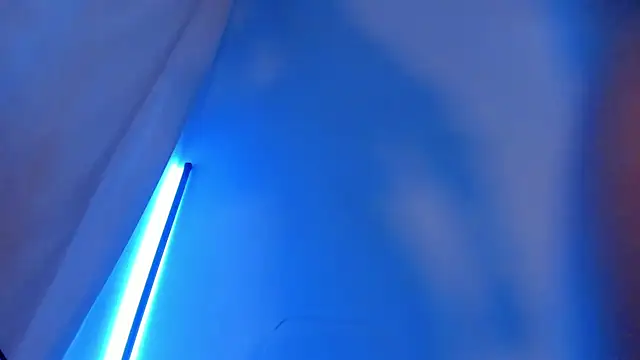 angeloflovee online show from 12.15.25