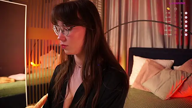 askaudrey  online show from 11.18.25