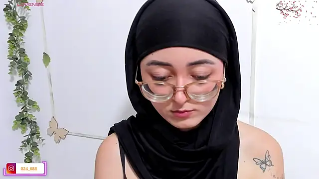 Snapshot of aysel_elid chatting on 05.16.26 aysel elid online show from 05.16.26