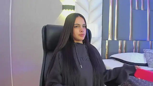 ChloeHarper  online show from 05.23.26