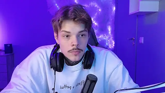 DENIS HERE online show from 01.23.25