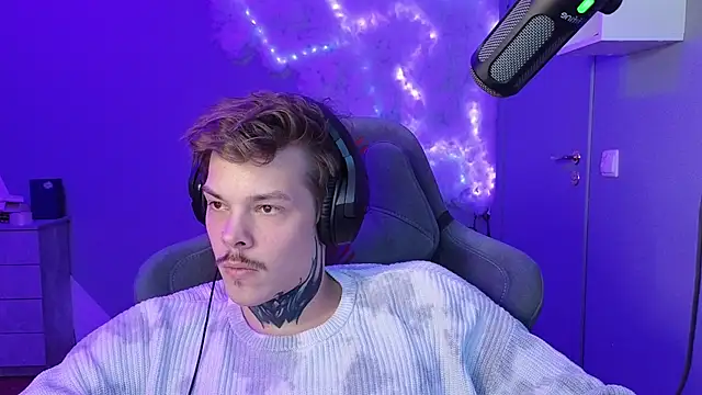 DENIS HERE online show from 01.25.25