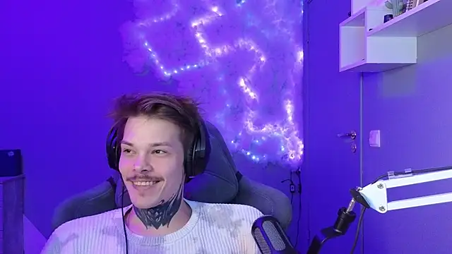 DENIS HERE online show from 01.26.25