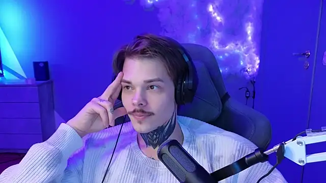 DENIS HERE online show from 02.01.25