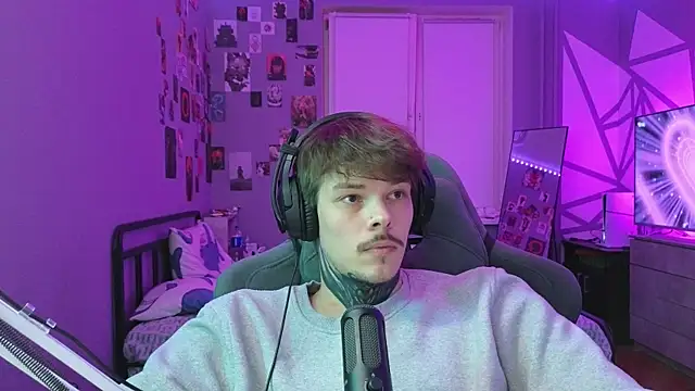 DENIS HERE online show from 02.12.25