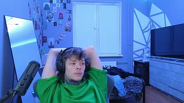 DENIS HERE online show from 03.20.25