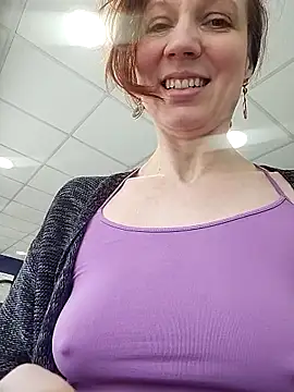 Exhibitionsplit online show from 03.14.25