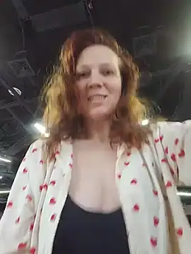 Exhibitionsplit online show from 05.31.26