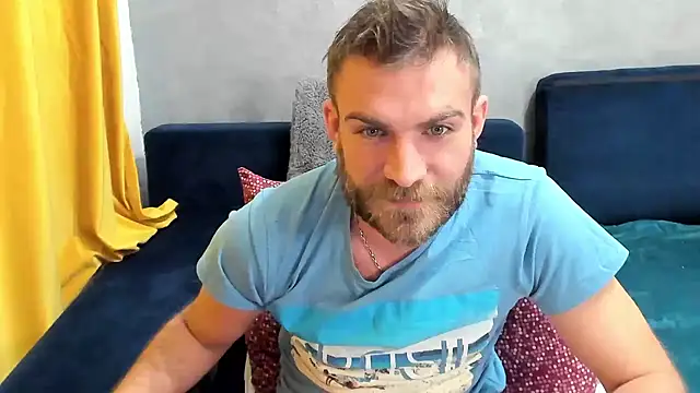 Snapshot of 10in_deluxe chatting on 02.24.25 10in deluxe online show from 02.24.25