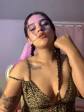 violet-333 online show from 12.03.24