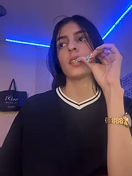 cristel 17 online show from 02.23.25