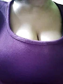 Shreya727 online show from 10.21.25