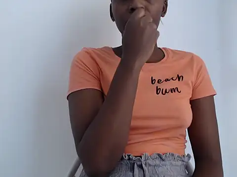 Snapshot of black___ghodess chatting on 09.29.25 black ghodess online show from 09.29.25