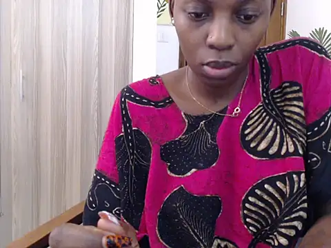 Snapshot of black___ghodess chatting on 10.14.25 black ghodess online show from 10.14.25