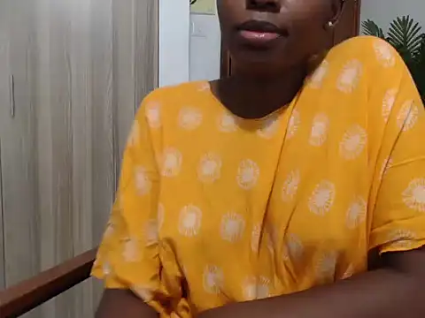 Snapshot of black___ghodess chatting on 10.14.25 black ghodess online show from 10.14.25